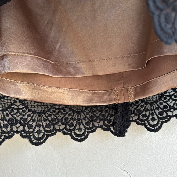 NWT Guess Lace Overlay Pencil black mini Skirt sz 2 XS - Picture 4 of 8